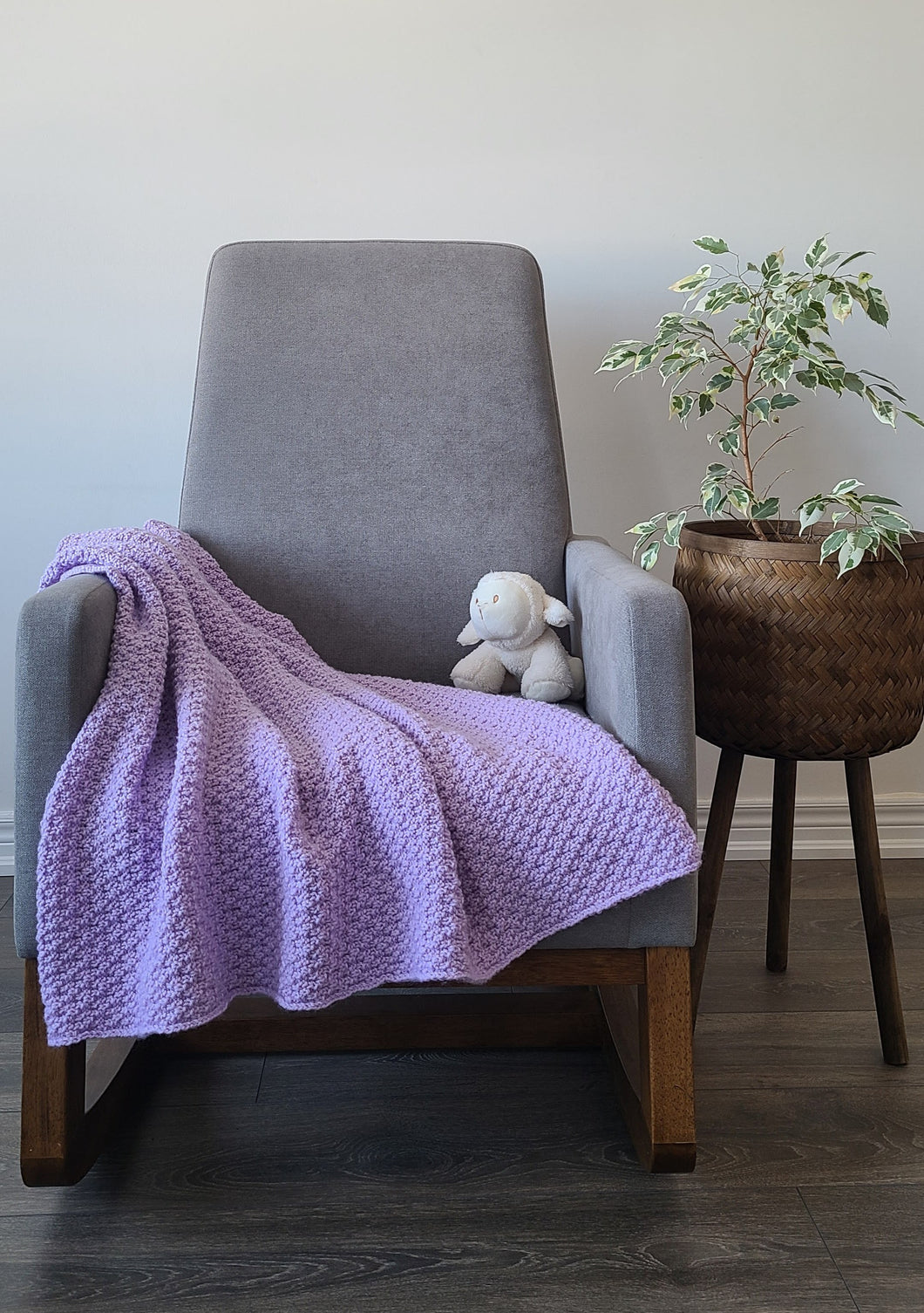 LILAC DIAMONDS – Baby Blanket